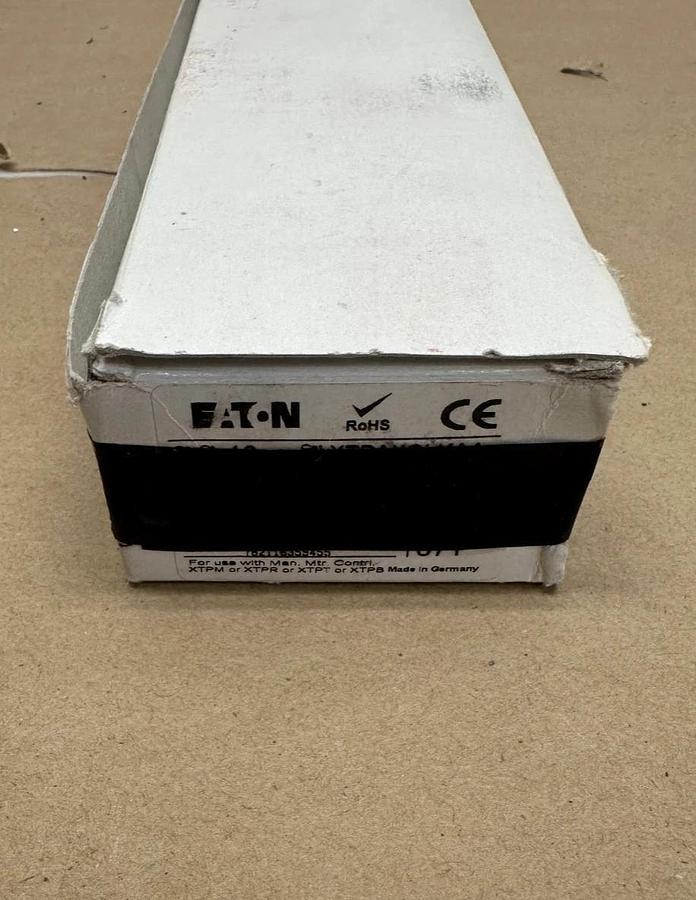 Used Eaton XTPAXCLKA4 Commoning Link B3.0/4-PKZ0 Lot of 9 *NEW*