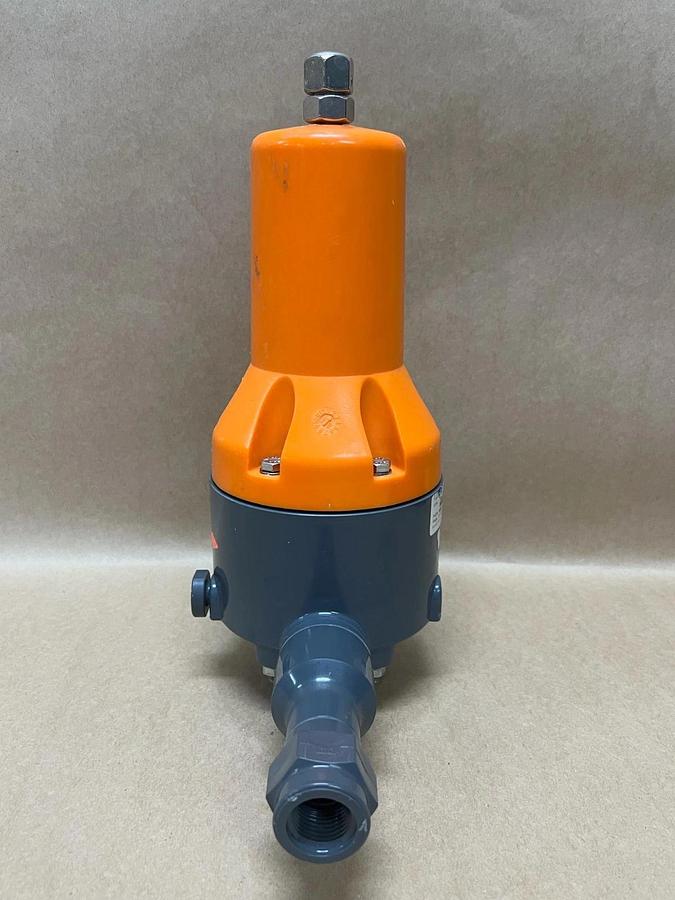Used Stubbe 1220934500 Pressure Reducing Valve, Range (0.5-9.0 bar)