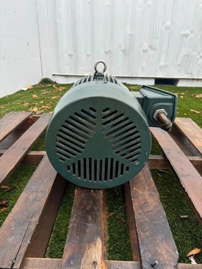 Used Toshiba 0204XSSB41A-P, 20HP, 1770 RPM, 60 HZ, 256T, NEMA B Motor