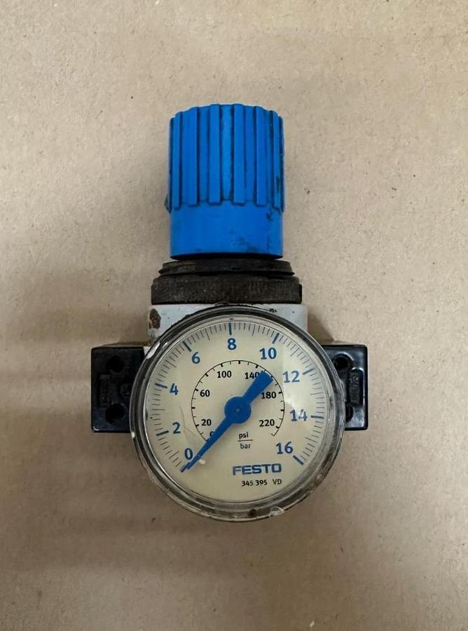 Used FESTO LR-D-7-MINI Pressure Regulator w/ FESTO 345 395 VD Pressure Gauge
