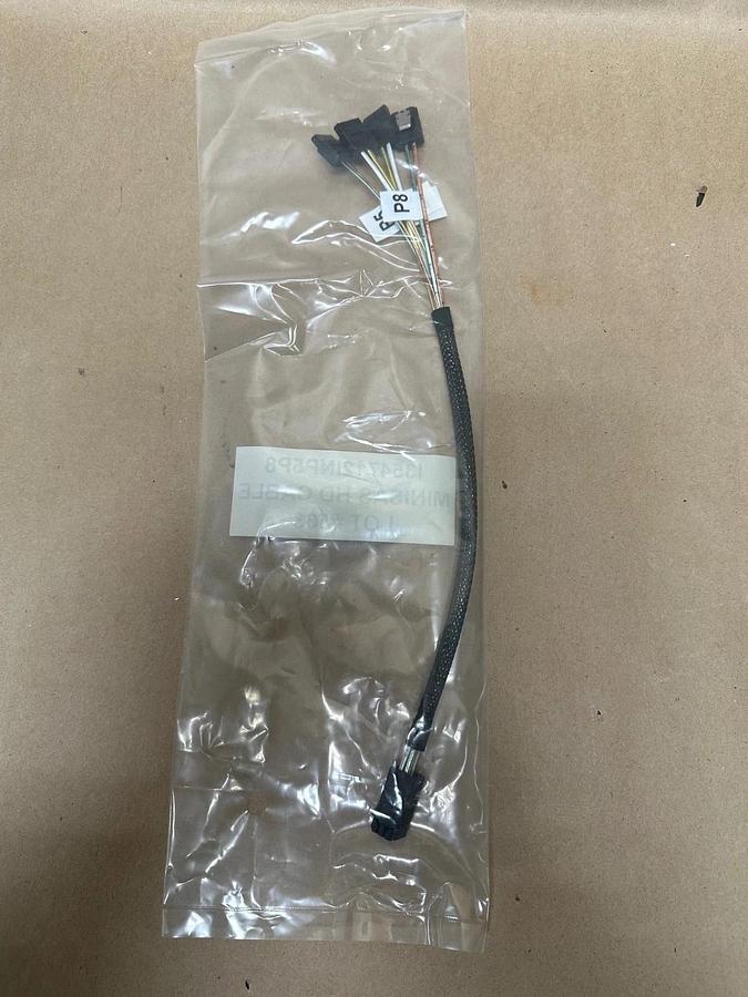 Used MINISAS I354712INP5P8 HD Cable *NEW*