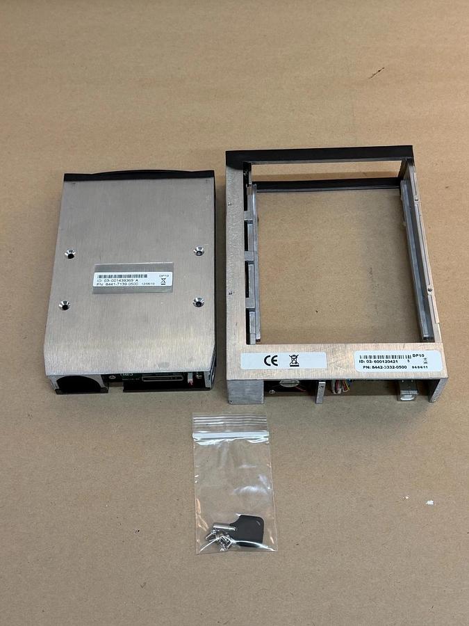 Used CRU Dataport 8441-7139-0500 Hard Drive Caddy Bay *NEW*