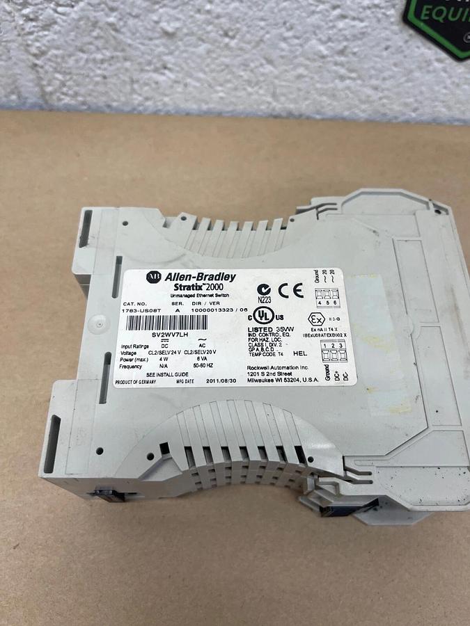 Used Allen-Bradley 1783-US08T Unmanaged Ethernet Switch, Ser A, Statix2000, 50/60Hz