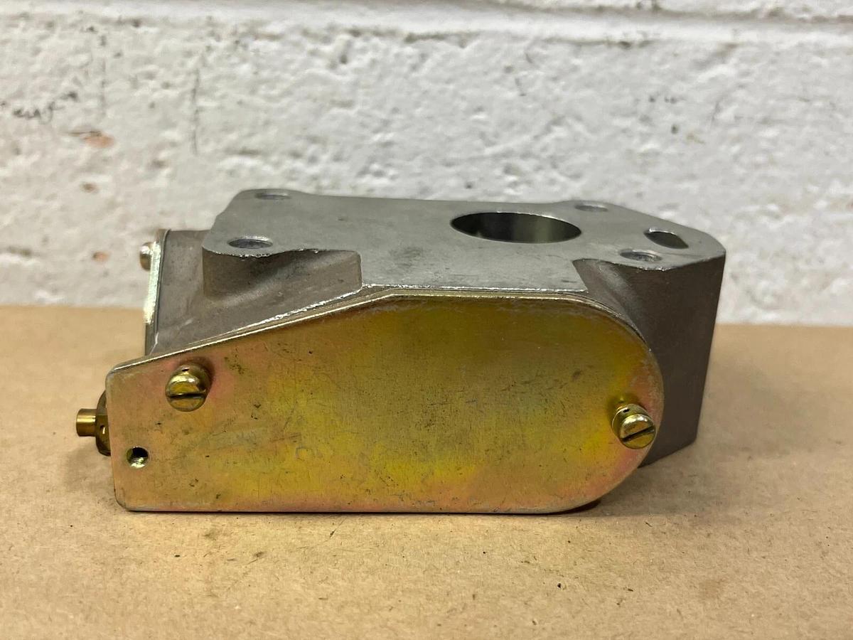 Used Clark 20819 Governor