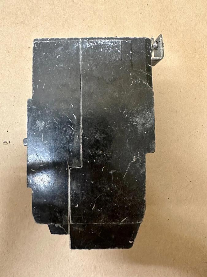 Used General Electric M-1070 30A 3 Pole Circuit Breaker