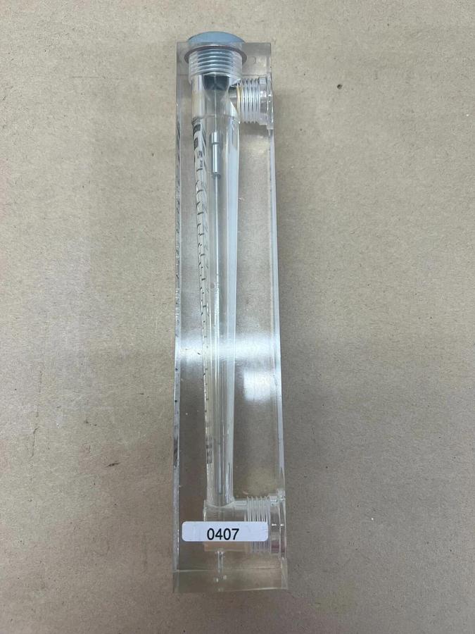 Used Blue-White F-550 Flowmeter (Missing Adapters)