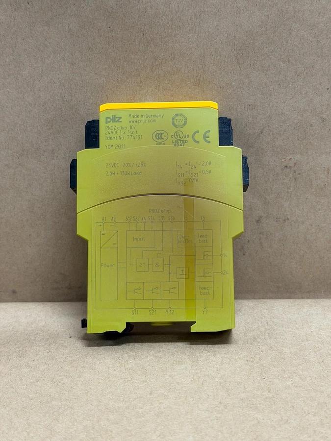Used Pilz PNOZ e1vp 10s Safety Relay