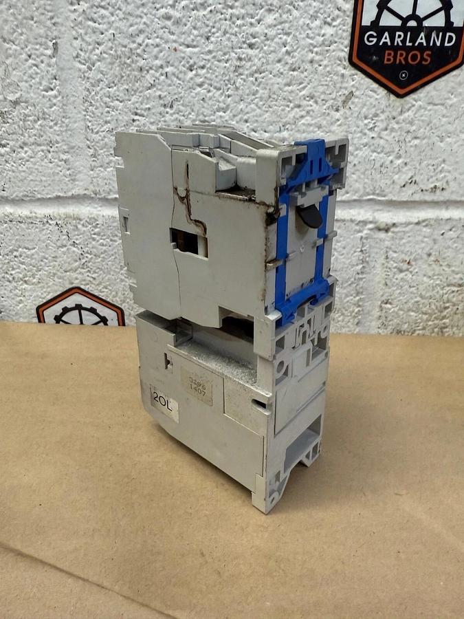 Used Eaton/Cutler-Hammer AE16AN0 Ser A1 Contactor, w/ C306DN3 Ser B1 Overload Relay