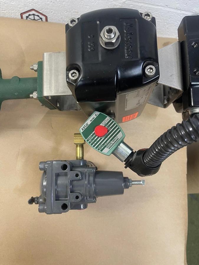 FlowServe AOK26222 Actuator Solenoid w/ Automax NXL21000 Ultra Switch