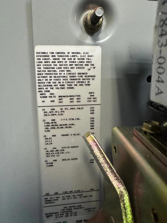 Used Asco D07ATSA20200F5XC 7000 Ser Automatic Transfer Switch 200A 240V Missing Knob