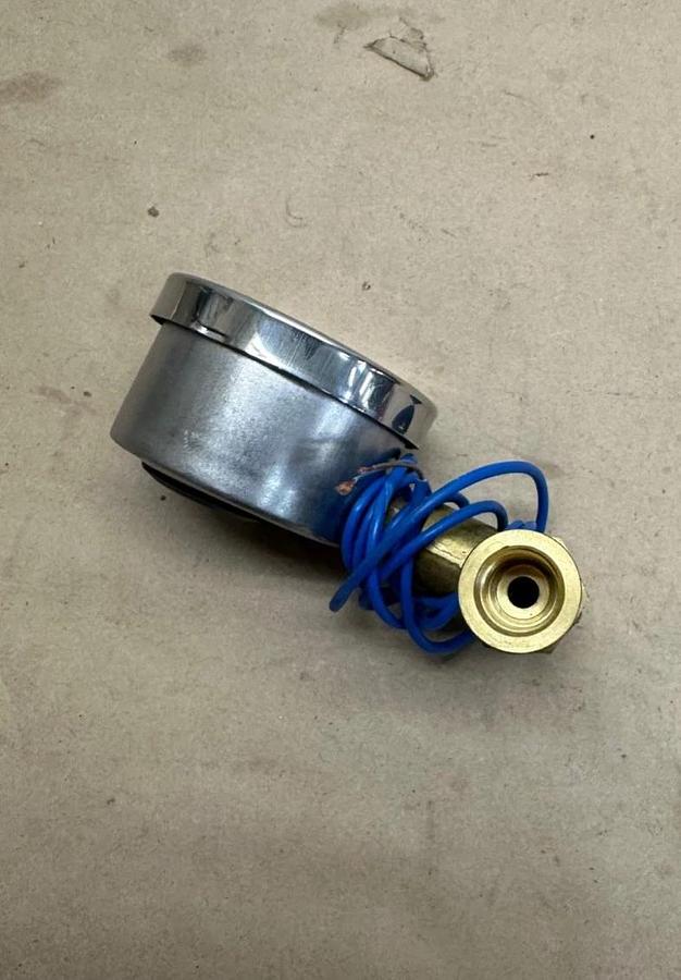 Used McDaniel Controls Inc. Type 201, Switch Type 201, Switching Operate