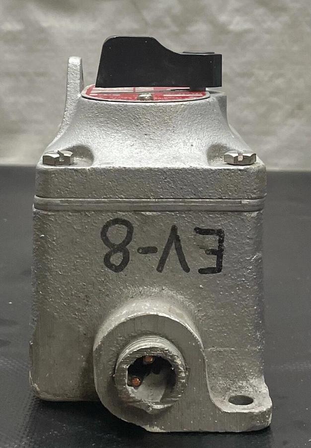 Used Appleton Electric EDSC150-F1 3/90 Tumbler Switch, EDSC Series, 2 Pole