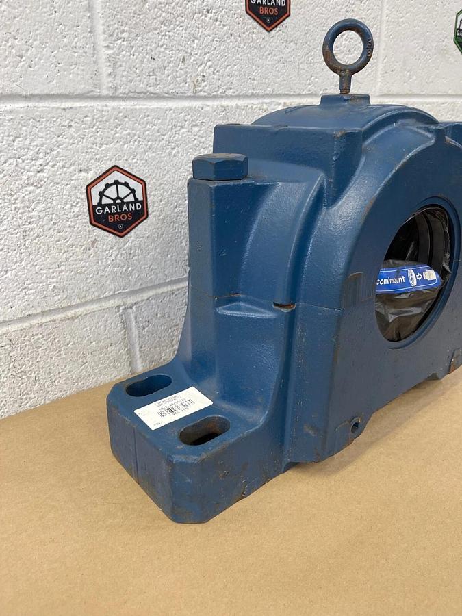Used SKF SAF 526 Pillow Block Bearing Housing, 4 Bolt Base