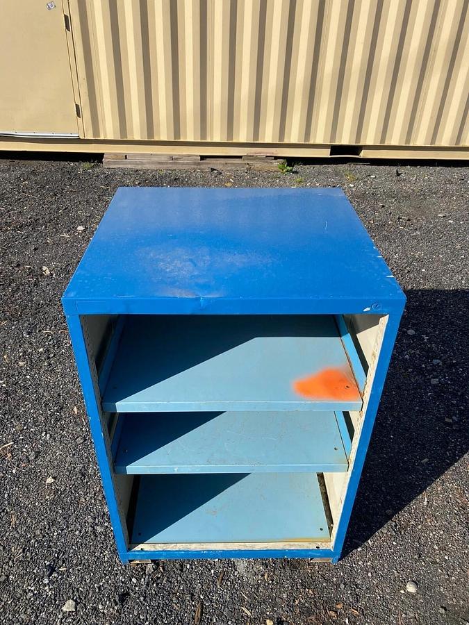Used Stanley Vidmar 3 Shelf Heavy Duty Ind Tool Storage Cabinet W:30” D:27" H:44.25"