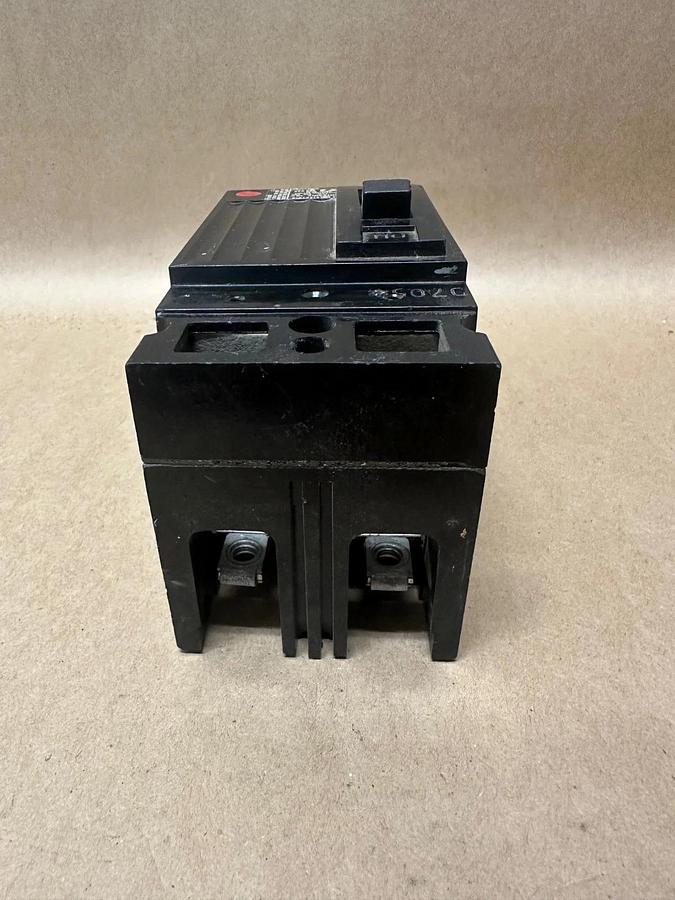Used General Electric TED124015 15A 2 Pole Circuit Breaker