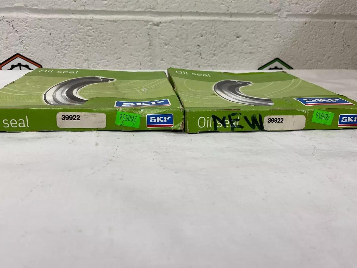 SKF 39922 Oil Seal (Joint Radial) - Lot of 2
