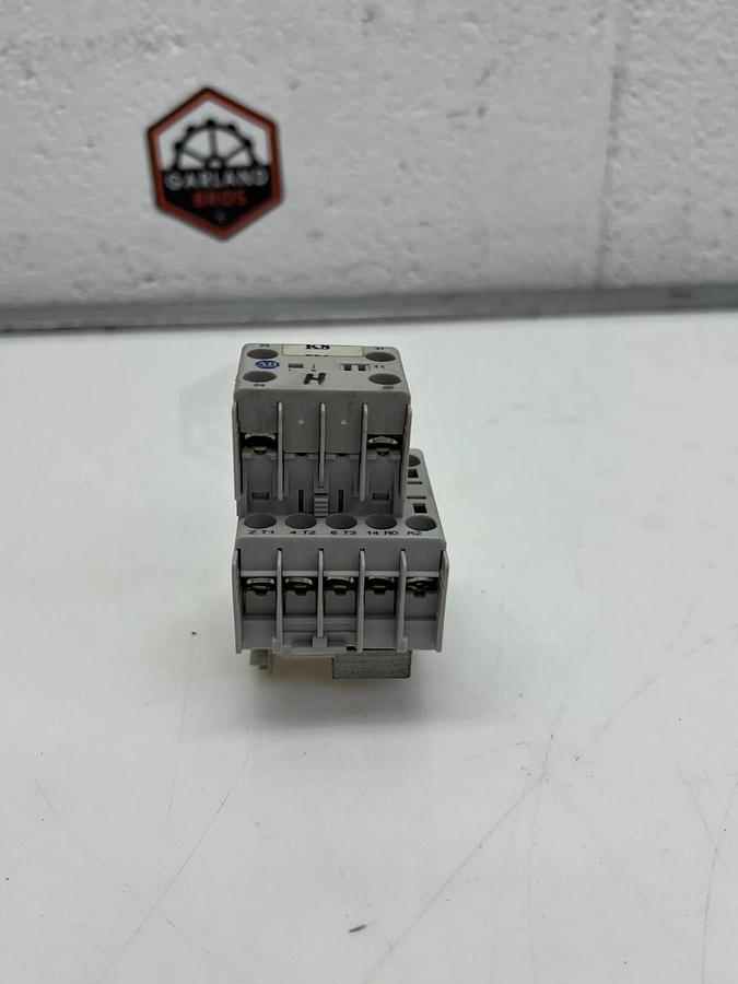 Used Allen Bradley 100-KFC11 w/ 100-K09*10 Ser A Contact Block w/ Contactor