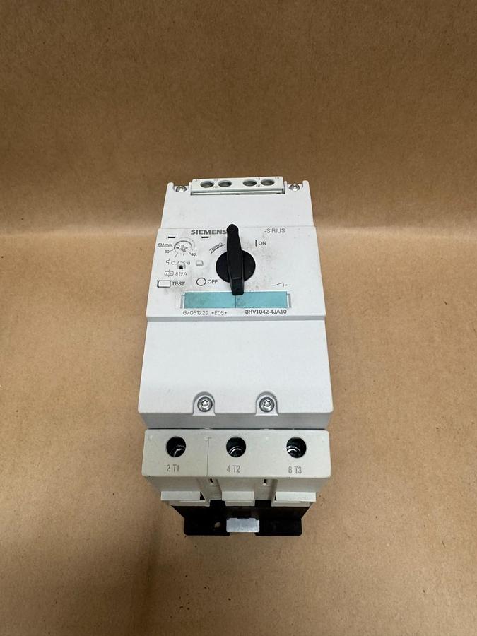 Used Siemens 3RV1042-4JA10 3 Pole Motor Protection Circuit Breaker