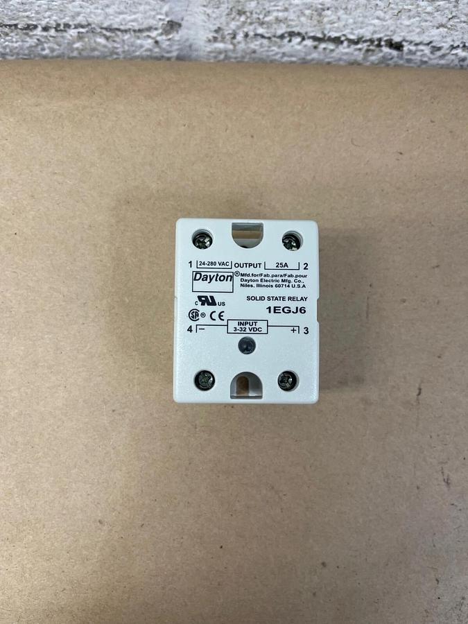 Used Dayton 1EGJ6 Solid State Relay, 25 Amp, 3-32 VDC