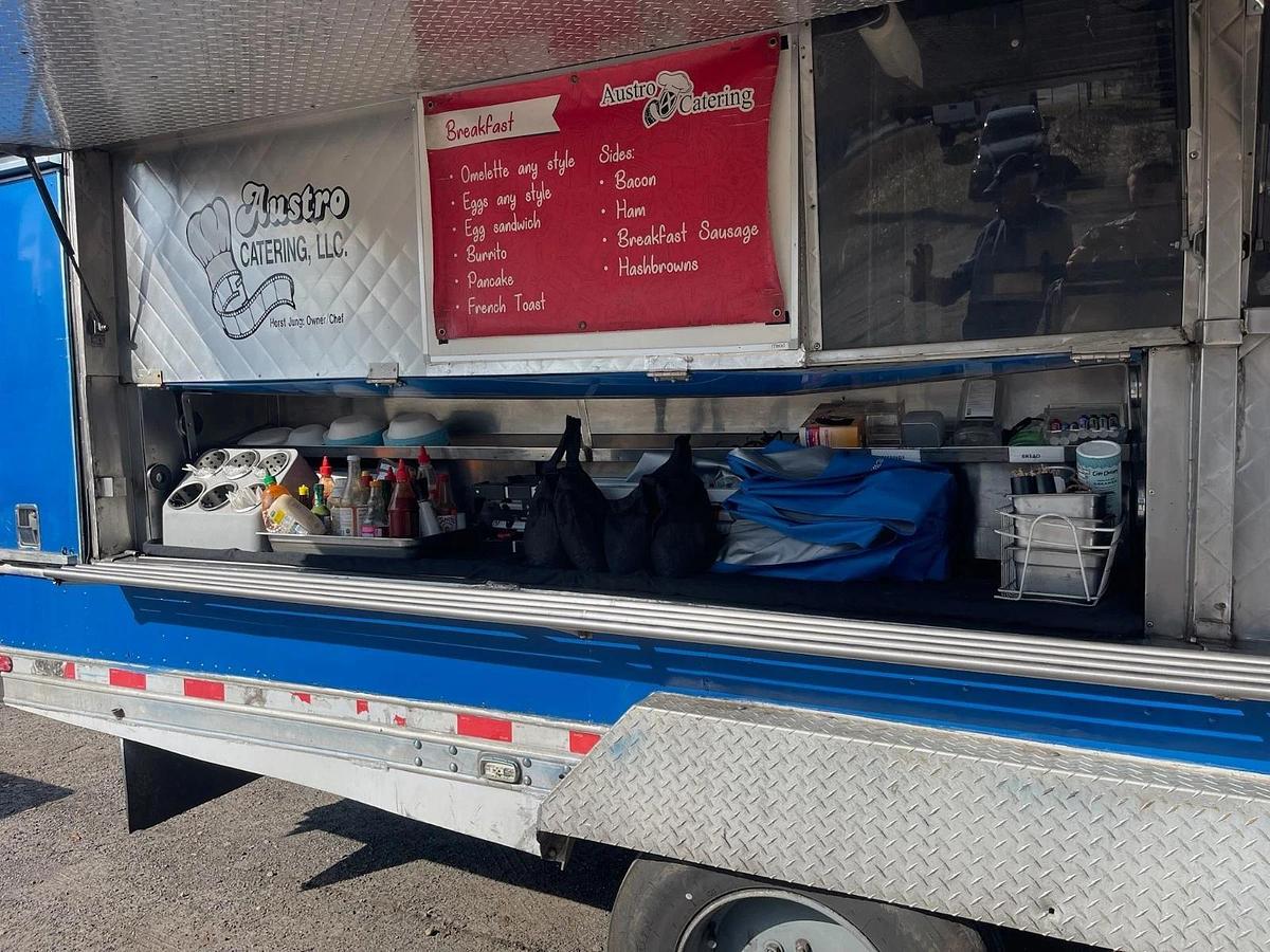 Used Featherlite TURNKEY Custom Full Service Catering Trailer + F-550 Tow Vehicle