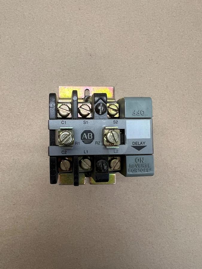 Allen Bradley 852S-C Solid State Timing Relay
