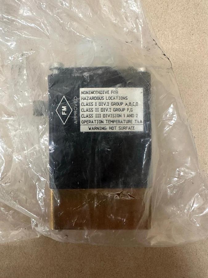 Used Burkert 00453270 General Purpose Valve *FACTORY SEALED*