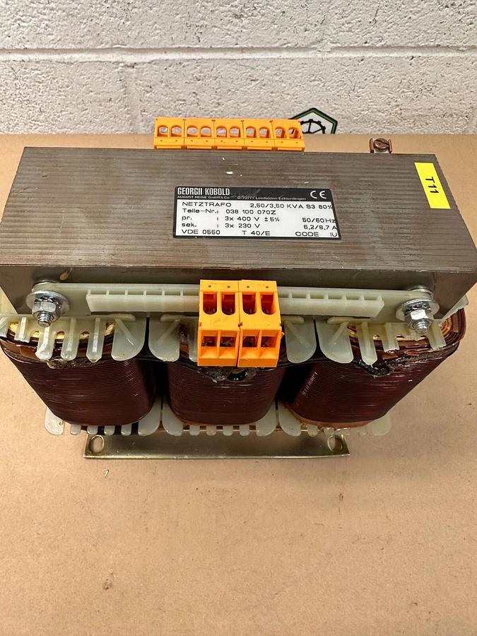 Used Georgii Kobold - 038 100 070Z - NETZTRAFO Transformer