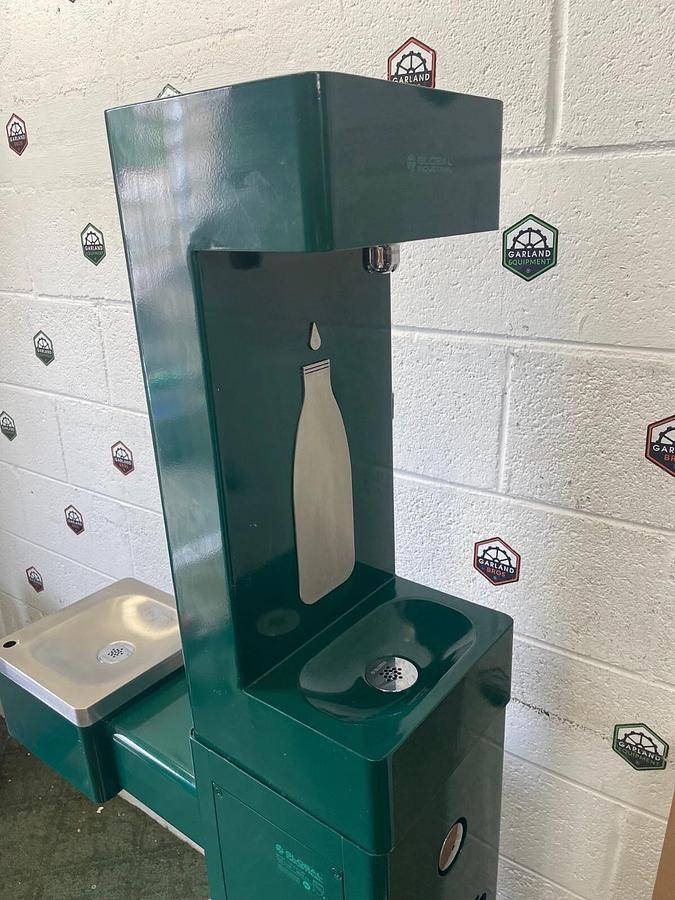 Used Global Industrial 761221GN Outdoor Bottle Filler, Drinking Fountain, Pet Station