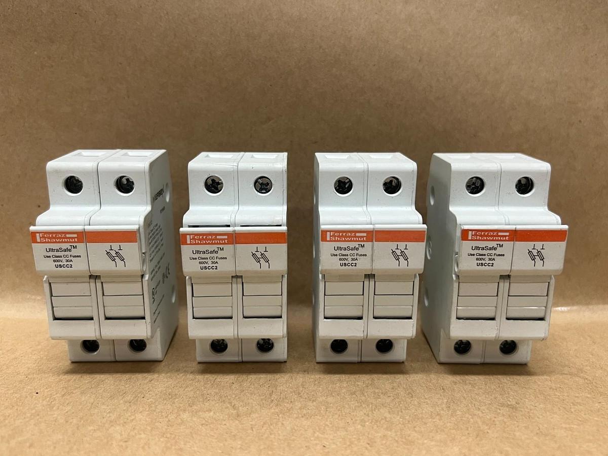 Used Ferraz Shawmut USCC2 600V, 30A, 2-Pole Fuse Holder - Lot of 4