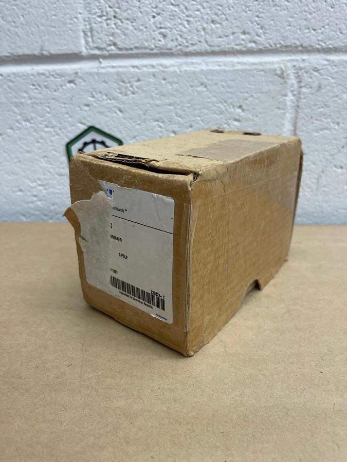 Used Eaton GHB3020 Bolt On Circuit Breaker, 3 Pole, 20Amp *NEW*