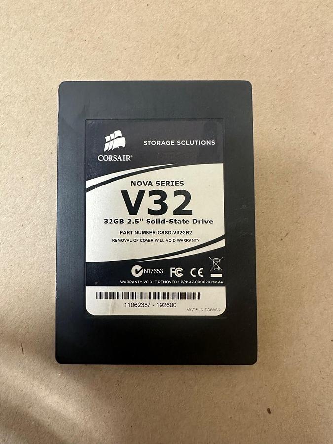 Used CORSAIR CSSD-V32GB2 NOVA Series V32 32GB 2.5” Solid - State Drive