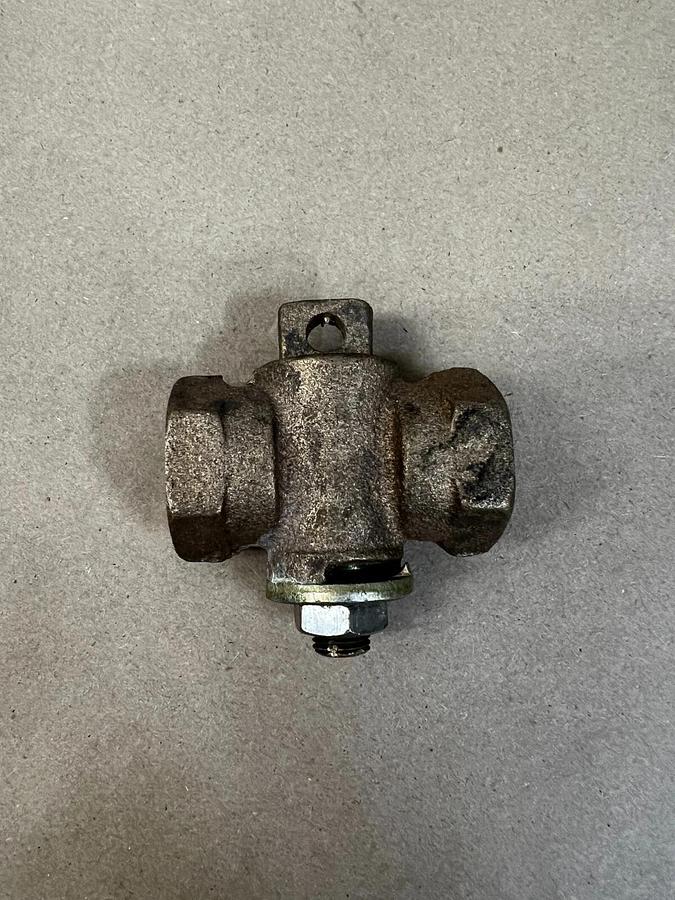 Used Brass Adjustable 1/2 Inch Pressure Regulators - Lot of 5