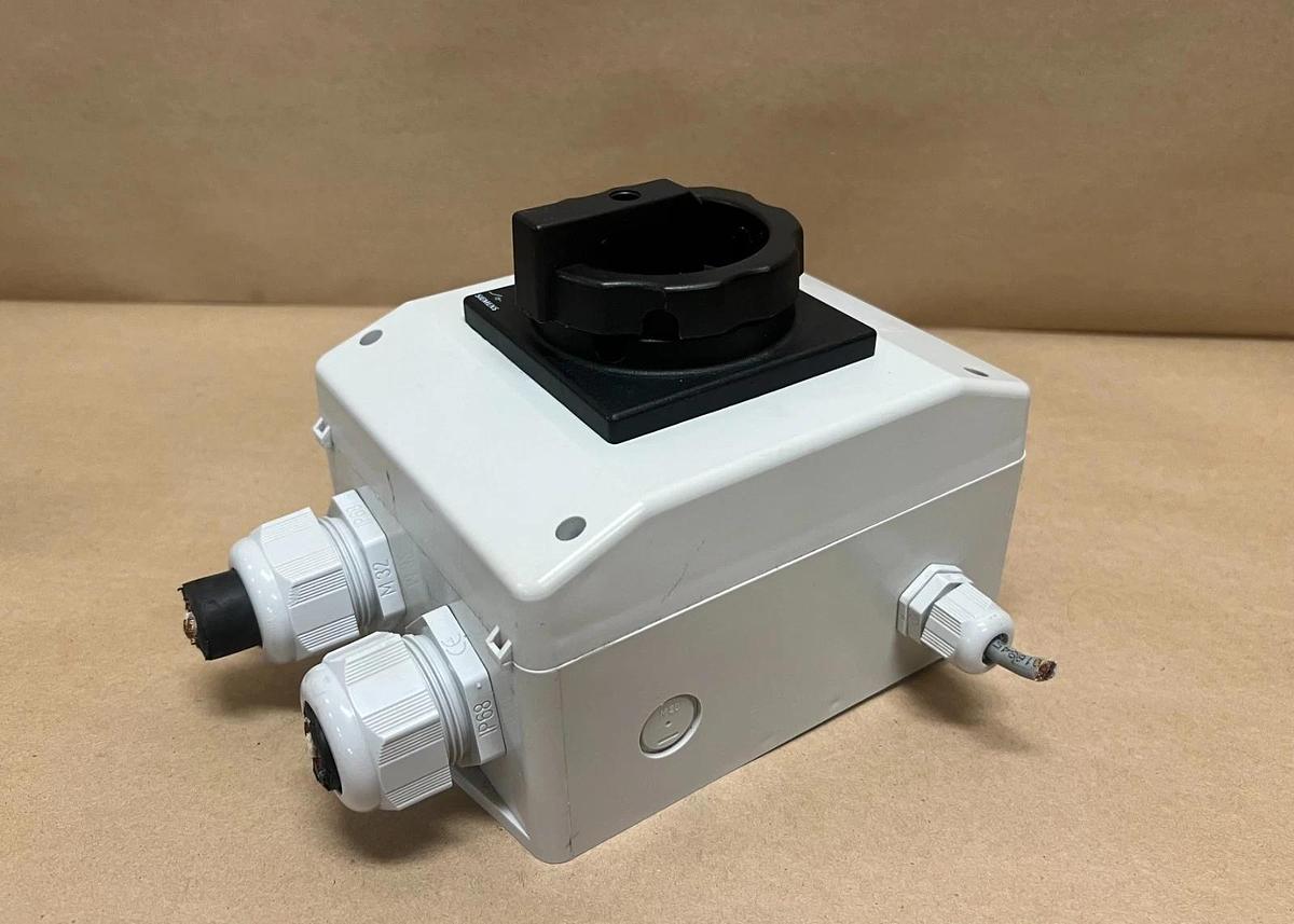 Used Siemens 3LD2565-1TC51 Non-Fused Isolator Switch