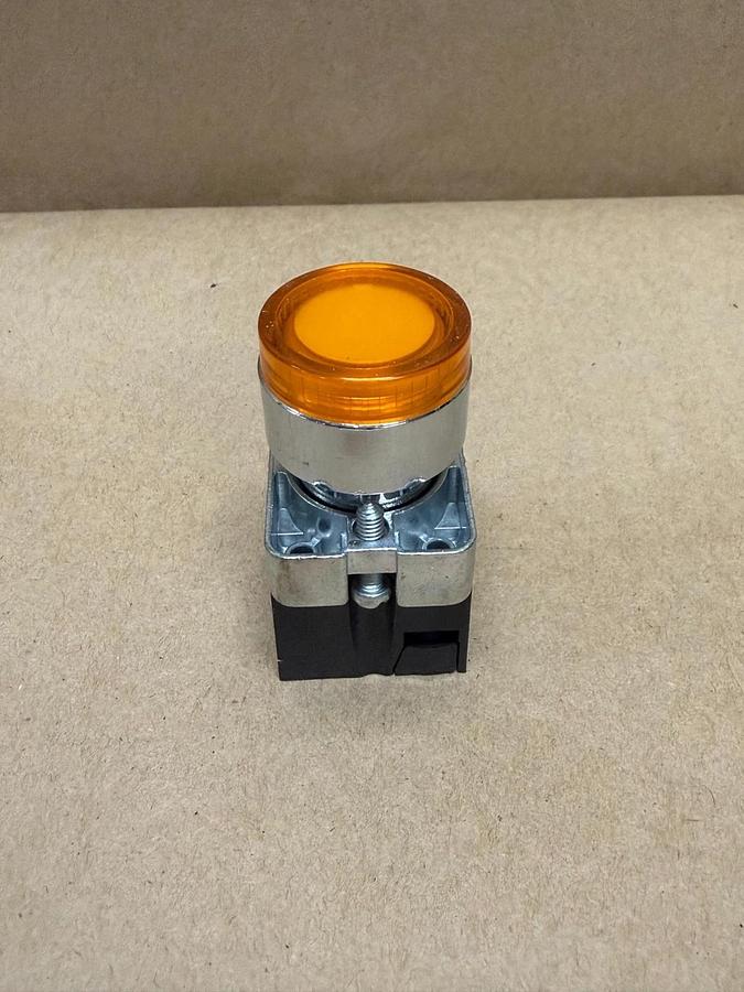 Used Automation Direct GCX1203-24L 22mm Push Button Momentary Yellow *NEW*
