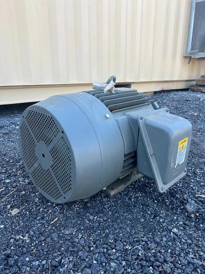 Used Toshiba 0254FTSA21A-P Hi Efficiency Motor Epact-CT 230/460V 18.5kw 25HP 1760RPM