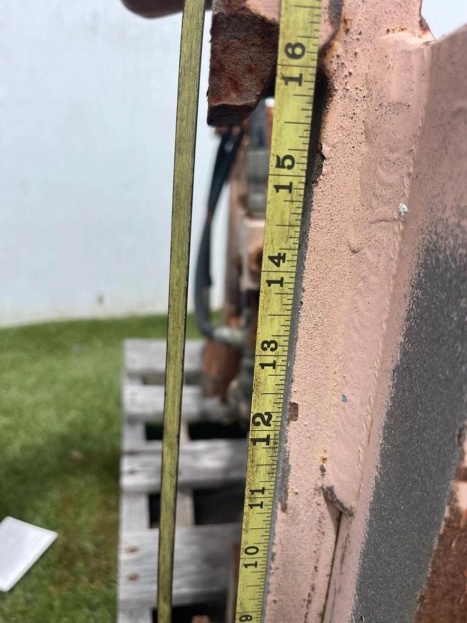 Used NSW USA Bale Clamp Forklift Attachment, Arm H:15” L:32.5” 14”-29” Opening Range