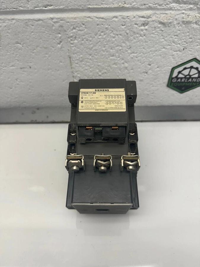 Used Siemens 3TB46 17-0B Contactor