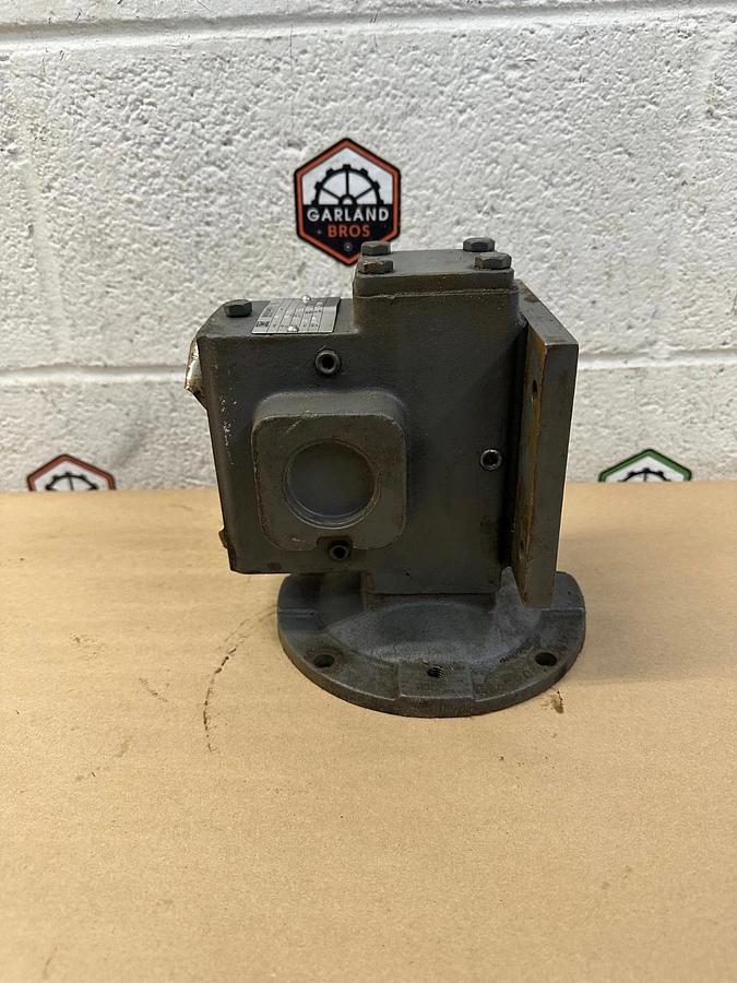 Used Winsmith 917MDB 30:1 Ratio Gear Reducer, Broken Mount