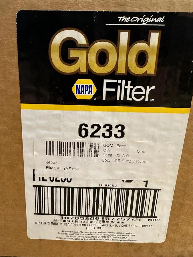 Used NAPA 6233 Gold Air Filter *FACTORY SEALED*