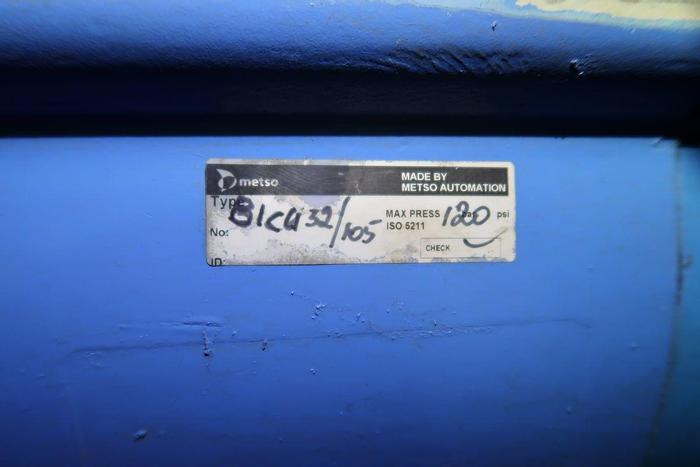 Used METSO B1CU32/105L 10" S/S PNEUMATIC ACTUATED VALVE