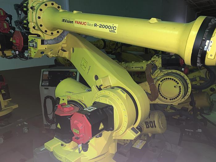 Used FANUC R2000iC/125L 6 AXIS CNC ROBOT WITH R30iB CONTROLLER, IR VISION, 125KG X 3,100 MM H REACH