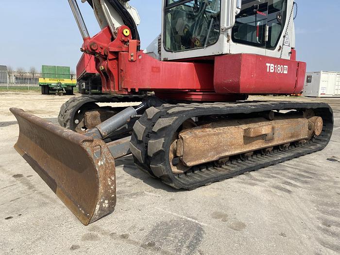 Usato 2011 TAKEUCHI TB180 FR