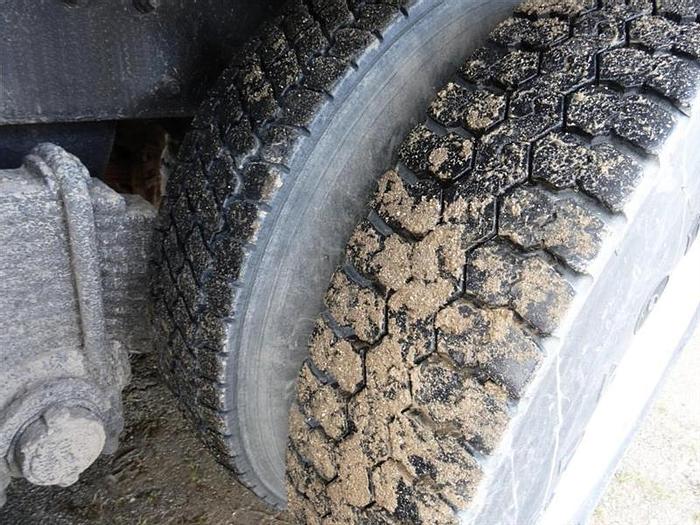 Used 1988 Mack RD688S Water Truck