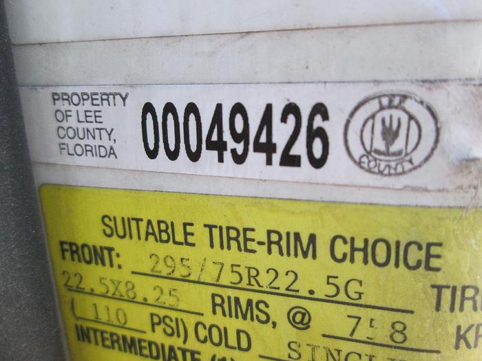 Used 2005 International 4300 Attenuator Truck