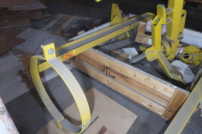 Used METSO C-HOOK SCREEN LIFTING DEVICE