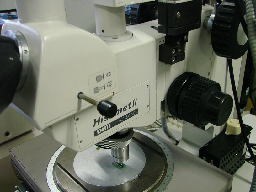 Used Hisomet  11  DH11  XYZ Measurment Microscope