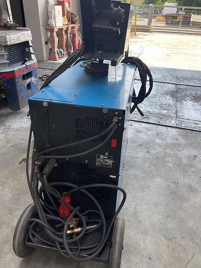 Usato SALDATRICE (N°44) MILLER MIG BLU 500 W