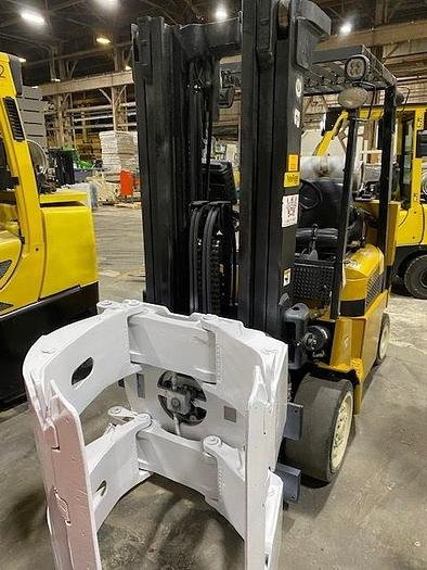 Used 8,000 POUND YALE FORKLIFT MODEL GLC080LJNGAE088 PAPER ROLL CLAMP TRUCK 51" DIAMETER