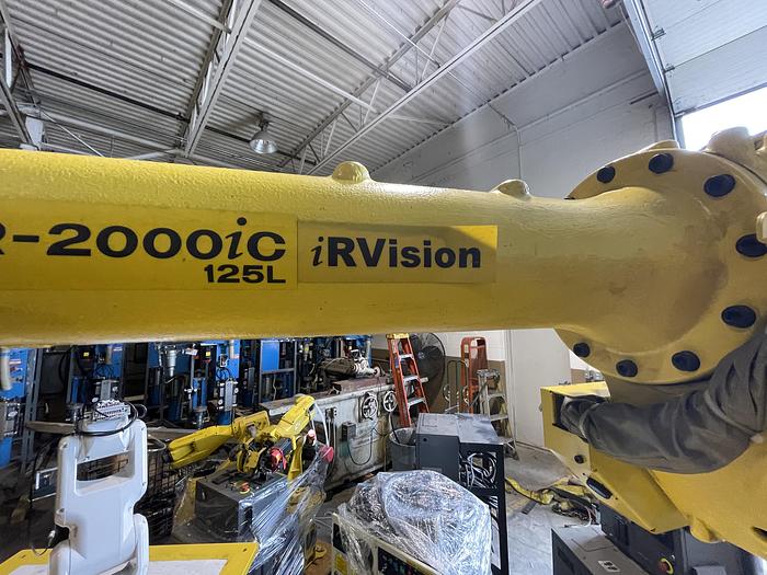 Used 2016 FANUC R2000125iC/125L