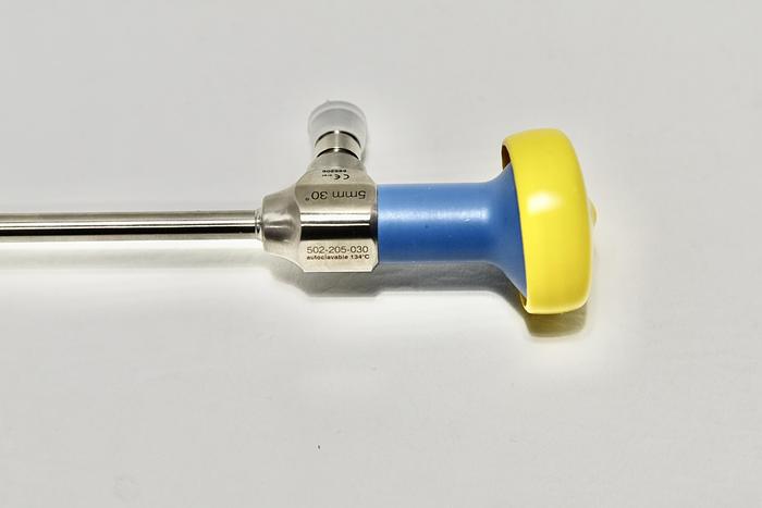 Used Stryker 5.0 mm 30° IDEAL EYES™ HD Autoclavable Bariatric Laparoscope, 45 cm